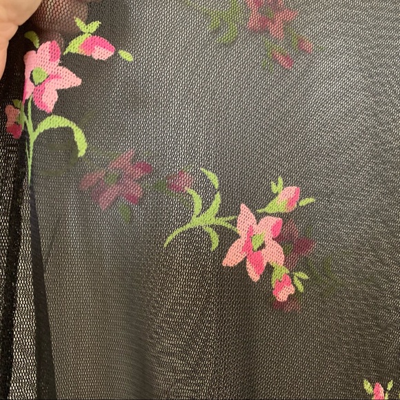 Sheer Feminine Blazer - 1X - Picture 4 of 12